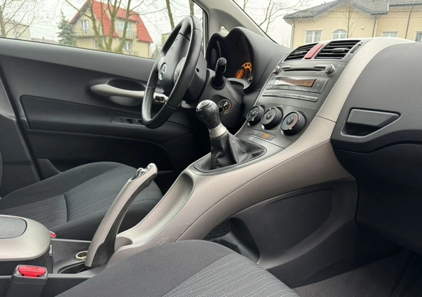 Toyota Auris cena 21500 przebieg: 125231, rok produkcji 2008 z Ząbki małe 254
